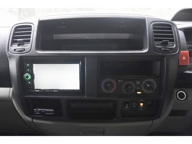 日産アトラス平ボディ小型（2t・3t）[写真32]