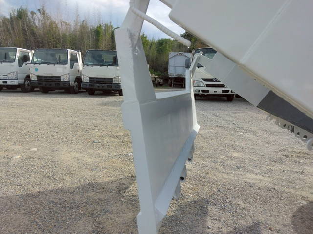 いすゞエルフダンプ小型（2t・3t）[写真13]