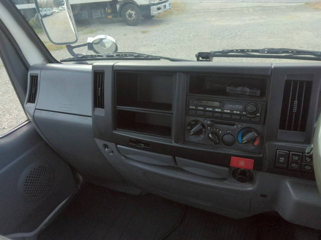 いすゞエルフダンプ小型（2t・3t）[写真32]