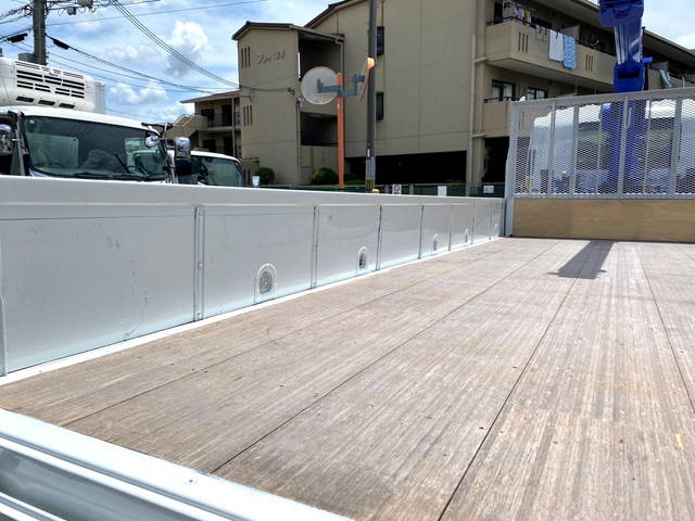 いすゞフォワードクレーン4段中型（4t）[写真10]