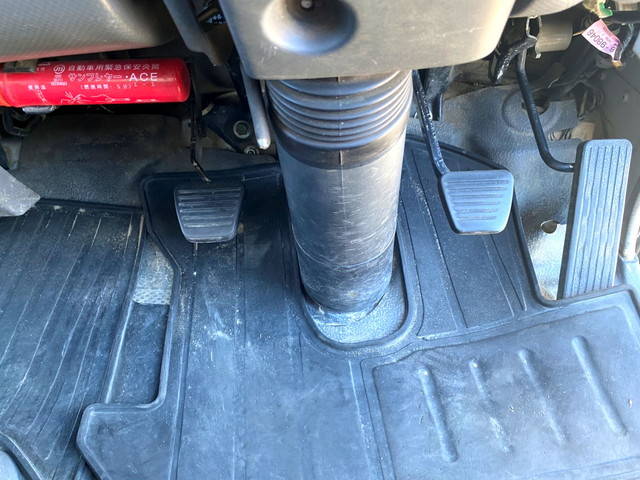 いすゞエルフローダーダンプ小型（2t・3t）[写真38]