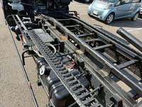 いすゞフォワードセーフティローダー中型（4t）[写真15]