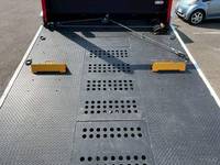 いすゞフォワードセーフティローダー中型（4t）[写真10]