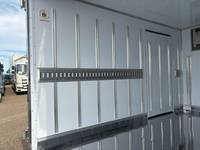 三菱ふそうキャンター冷凍車（冷蔵車）小型（2t・3t）[写真10]