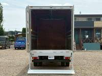 三菱ふそうキャンターアルミウイング小型（2t・3t）[写真11]