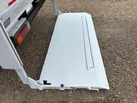 三菱ふそうキャンターアルミウイング小型（2t・3t）[写真12]