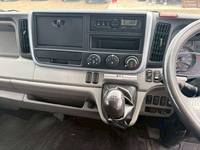 三菱ふそうキャンターアルミウイング小型（2t・3t）[写真21]