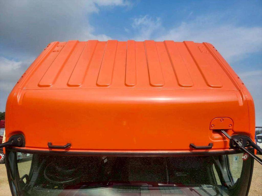 いすゞギガトレーラーヘッド（トラクターヘッド）大型（10t）[写真15]