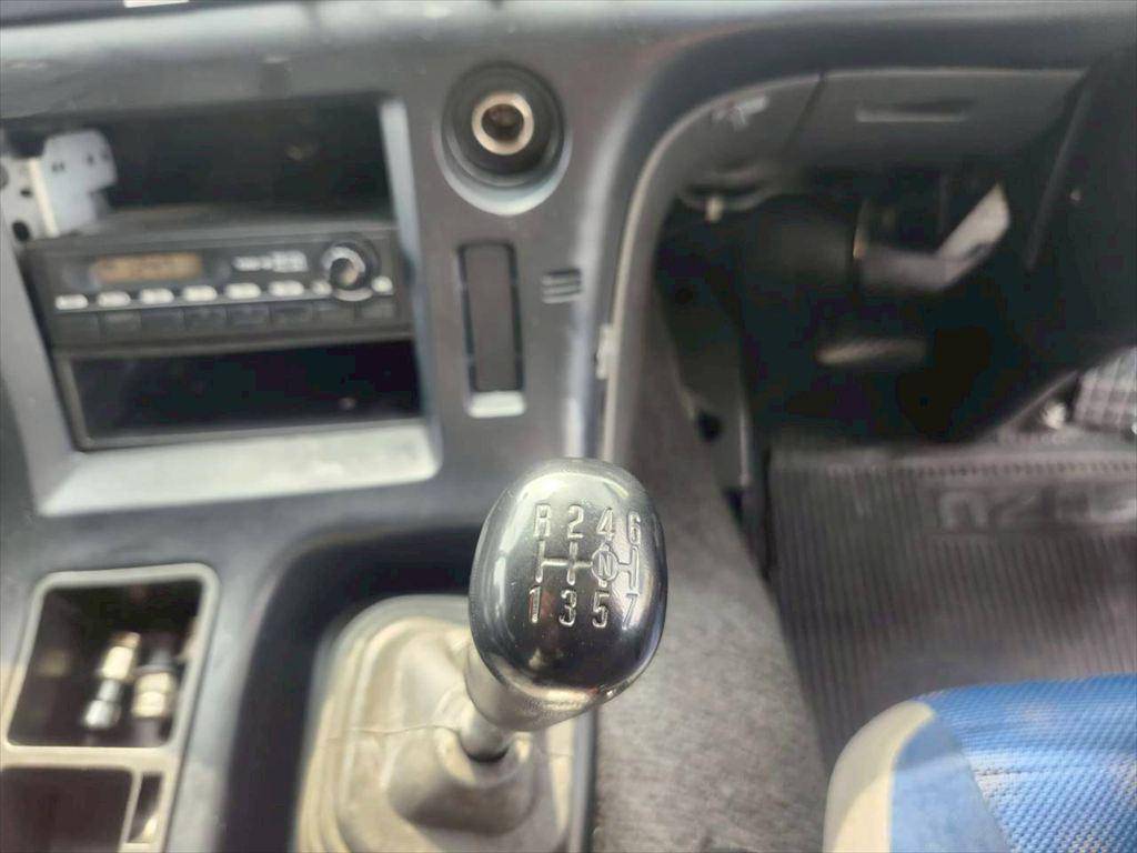 いすゞギガトレーラーヘッド（トラクターヘッド）大型（10t）[写真18]