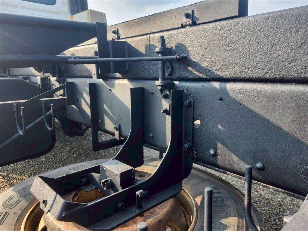 日野プロフィア深ダンプ（土砂禁ダンプ）大型（10t）[写真16]