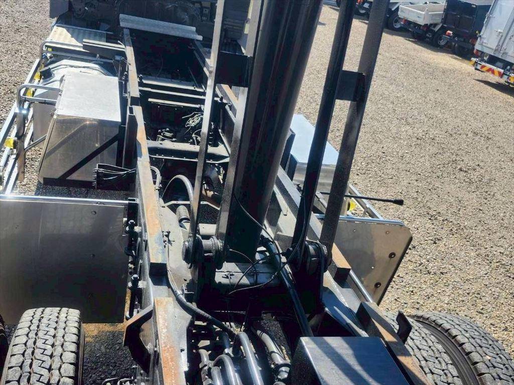 三菱ふそうスーパーグレート深ダンプ（土砂禁ダンプ）大型（10t）[写真15]