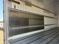 日野プロフィア冷凍車（冷蔵車）大型（10t）[写真08]