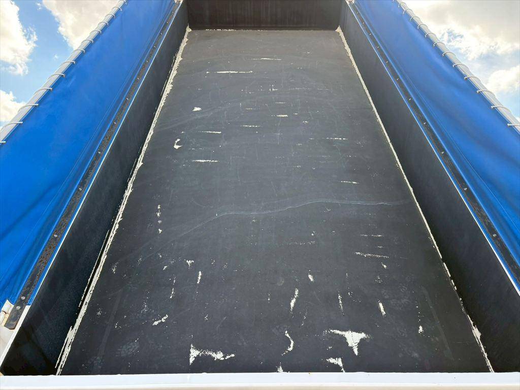 日野プロフィアダンプ大型（10t）[写真08]