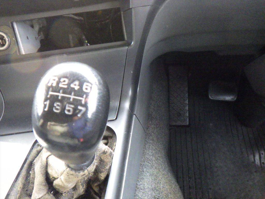 三菱ふそうスーパーグレート冷蔵冷凍ウイング大型（10t）[写真21]