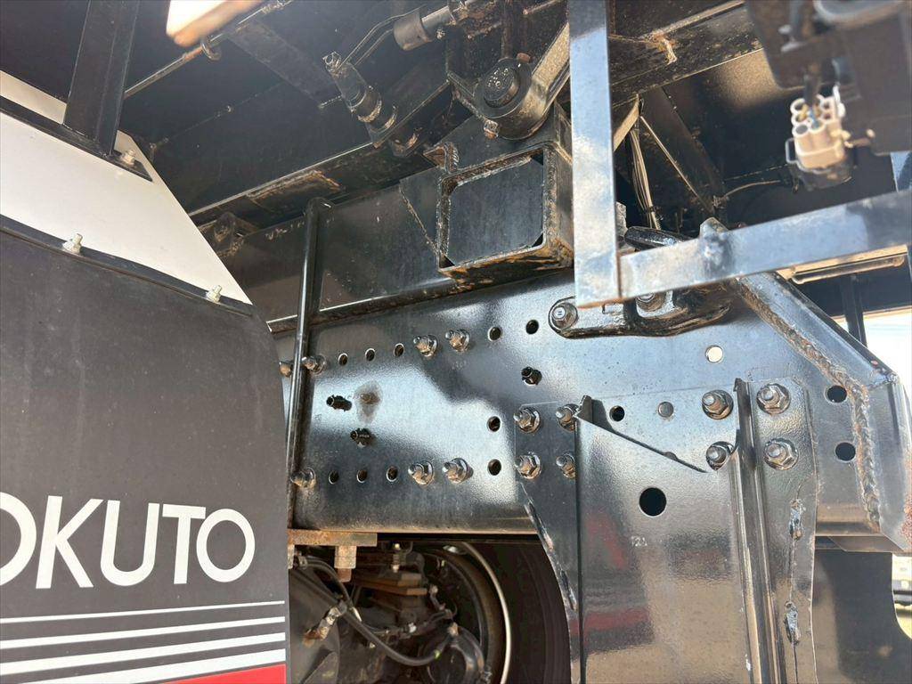 日野プロフィアダンプ大型（10t）[写真16]