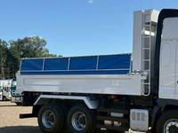 日野プロフィアダンプ大型（10t）[写真06]