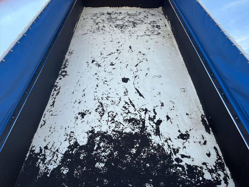 日野プロフィアダンプ大型（10t）[写真08]