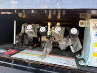 いすゞエルフ高所作業車小型（2t・3t）[写真14]