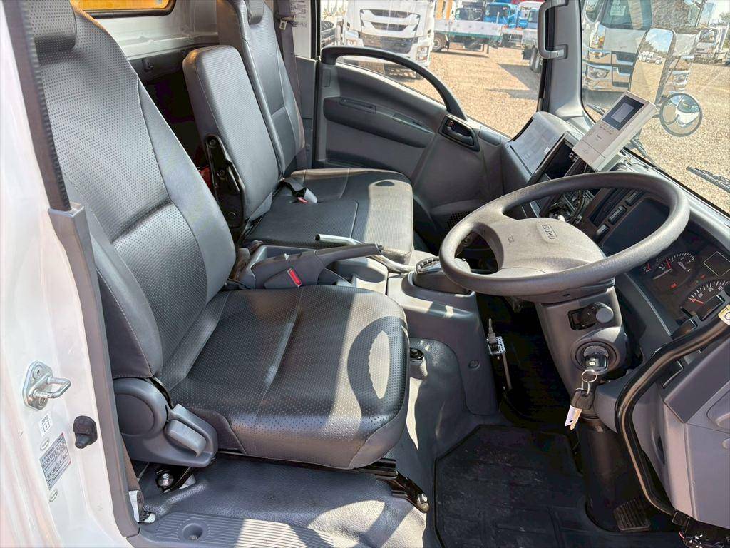 いすゞエルフ高所作業車小型（2t・3t）[写真20]