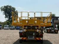 いすゞエルフ高所作業車小型（2t・3t）[写真08]