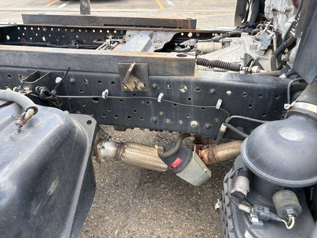 いすゞエルフダンプ小型（2t・3t）[写真16]