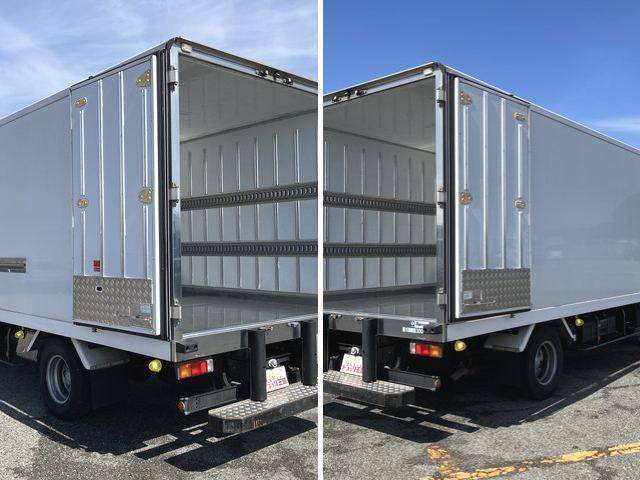 三菱ふそうキャンター冷凍車（冷蔵車）小型（2t・3t）[写真12]