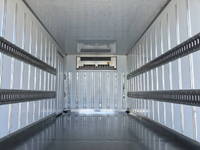 三菱ふそうキャンター冷凍車（冷蔵車）小型（2t・3t）[写真14]