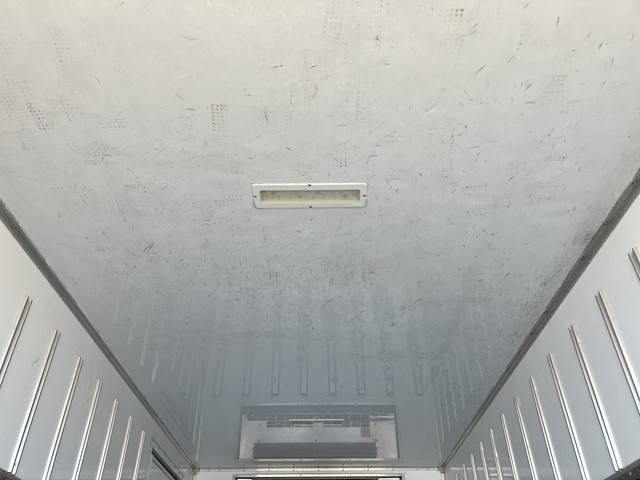 三菱ふそうキャンター冷凍車（冷蔵車）小型（2t・3t）[写真14]