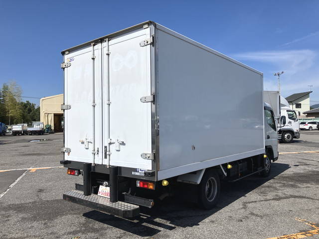 三菱ふそうキャンター冷凍車（冷蔵車）小型（2t・3t）[写真02]