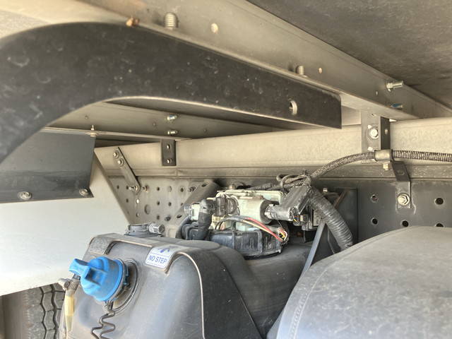 三菱ふそうキャンター冷凍車（冷蔵車）小型（2t・3t）[写真24]