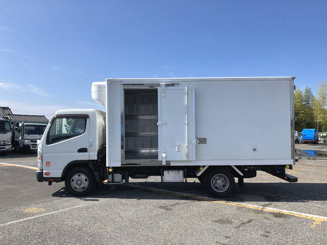 三菱ふそうキャンター冷凍車（冷蔵車）小型（2t・3t）[写真06]