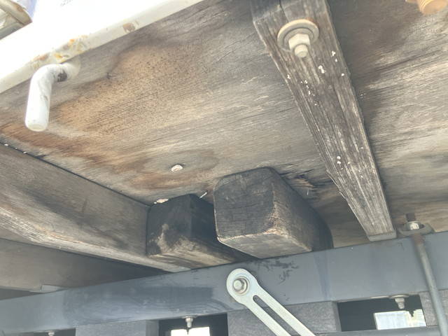 いすゞエルフクレーン4段小型（2t・3t）[写真23]