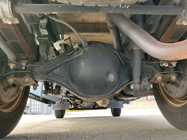 いすゞエルフクレーン4段小型（2t・3t）[写真25]