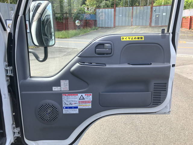 いすゞエルフクレーン4段小型（2t・3t）[写真30]