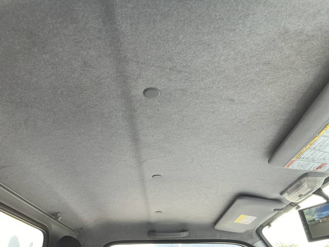 いすゞエルフクレーン4段小型（2t・3t）[写真35]