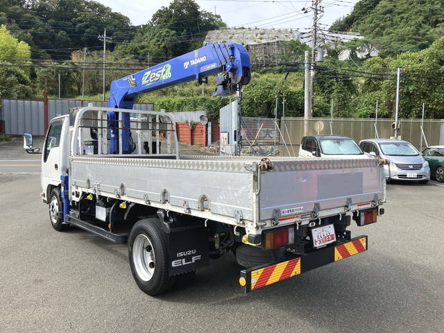 いすゞエルフクレーン4段小型（2t・3t）[写真04]