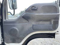 いすゞエルフダブルキャブ（Wキャブ）小型（2t・3t）[写真32]