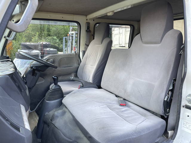 いすゞエルフダブルキャブ（Wキャブ）小型（2t・3t）[写真33]