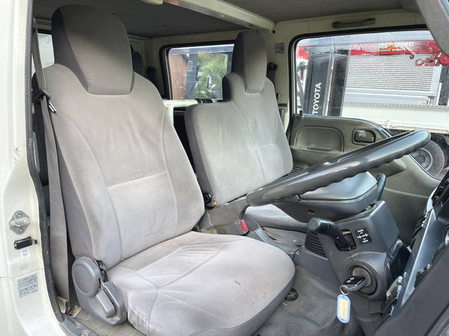 いすゞエルフダブルキャブ（Wキャブ）小型（2t・3t）[写真34]