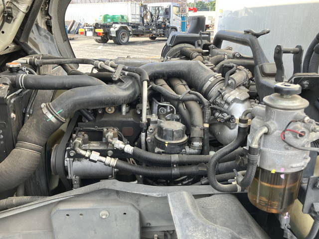 いすゞフォワード冷凍車（冷蔵車）中型（4t）[写真26]