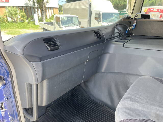 三菱ふそうスーパーグレートダンプ大型（10t）[写真29]