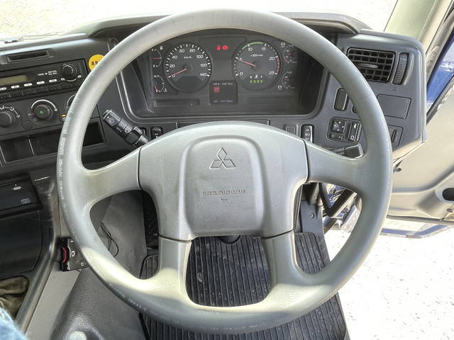 三菱ふそうスーパーグレートダンプ大型（10t）[写真36]