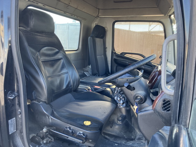 日野レンジャーミキサー車（コンクリートミキサー）増トン（6t・8t）[写真29]