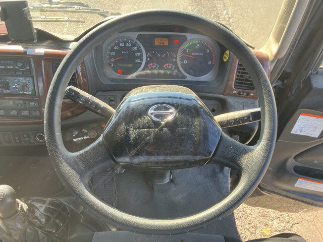 日野レンジャーミキサー車（コンクリートミキサー）増トン（6t・8t）[写真33]