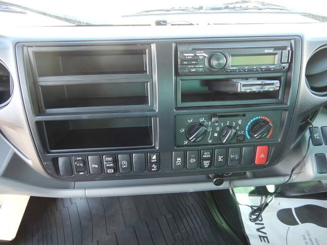 日野デュトロキャリアカー小型（2t・3t）[写真21]