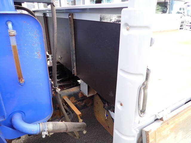 UDトラックスコンドルクレーン3段小型（2t・3t）[写真17]