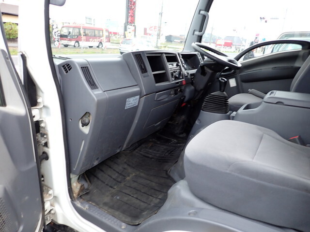 UDトラックスコンドルクレーン3段小型（2t・3t）[写真29]