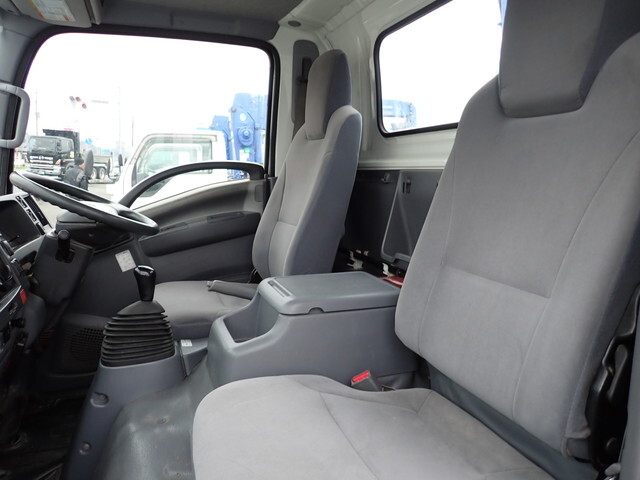 UDトラックスコンドルクレーン3段小型（2t・3t）[写真37]