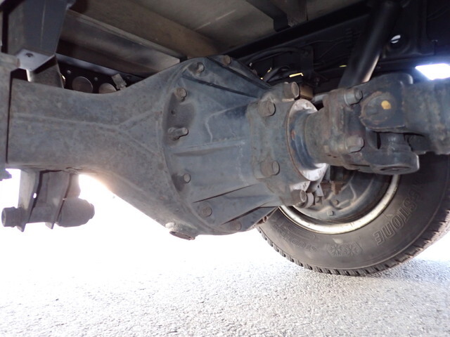 UDトラックスコンドルクレーン3段小型（2t・3t）[写真38]