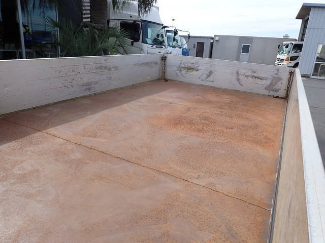 UDトラックスコンドルクレーン3段小型（2t・3t）[写真09]